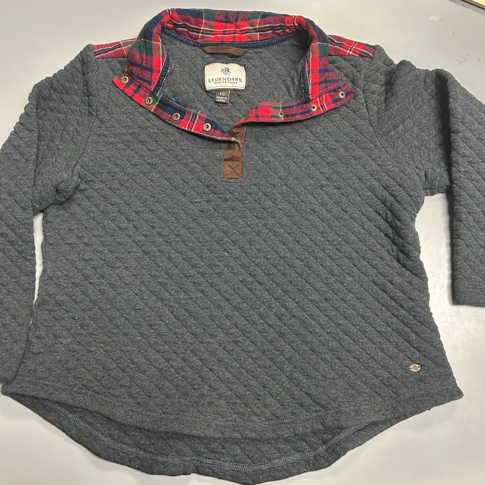 Women’s Legendary Whitetails Grey And Plaid Button Sweater Size L